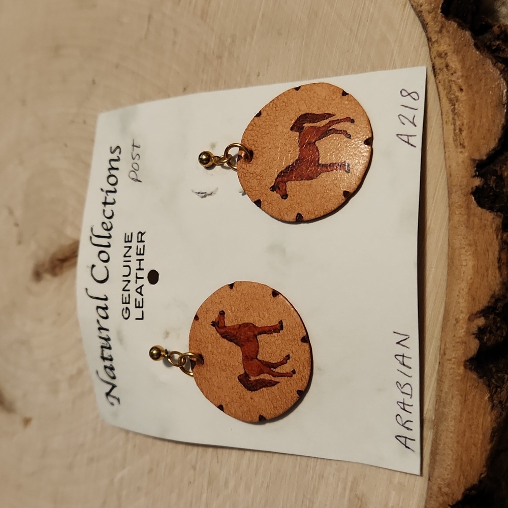 Al-Ka-Lines Genuine Leather Post Earrings Arabian Horse Design
